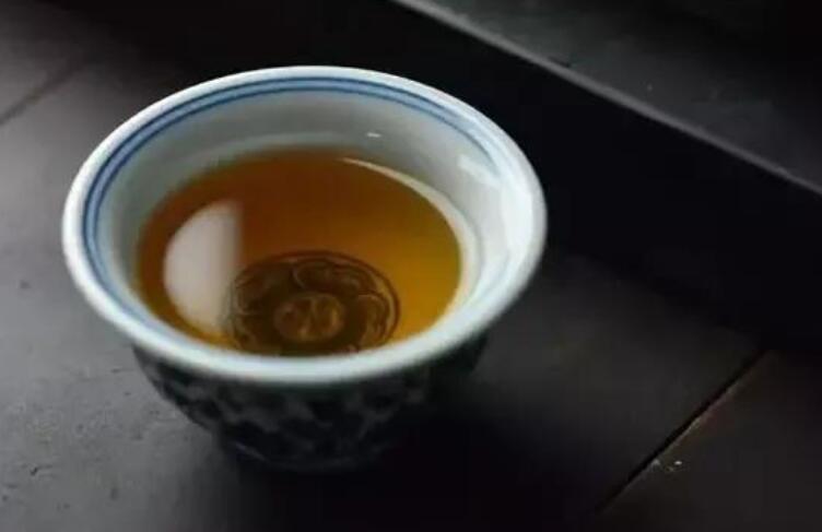 雨天品茶的唯美句子